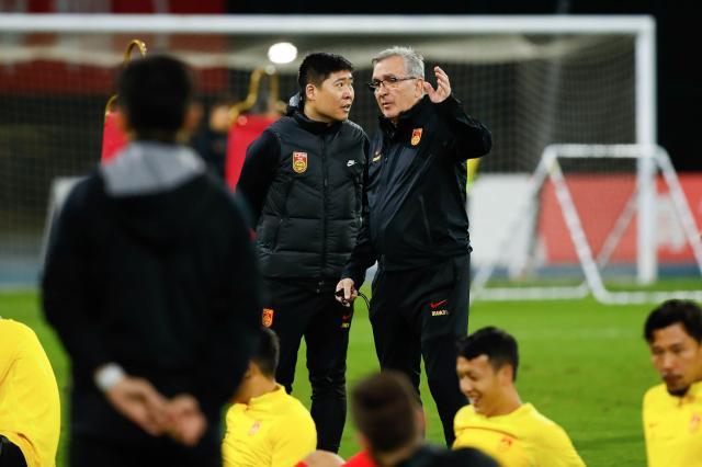 山东六将驰援国足 归化损半费南多或被寄厚望